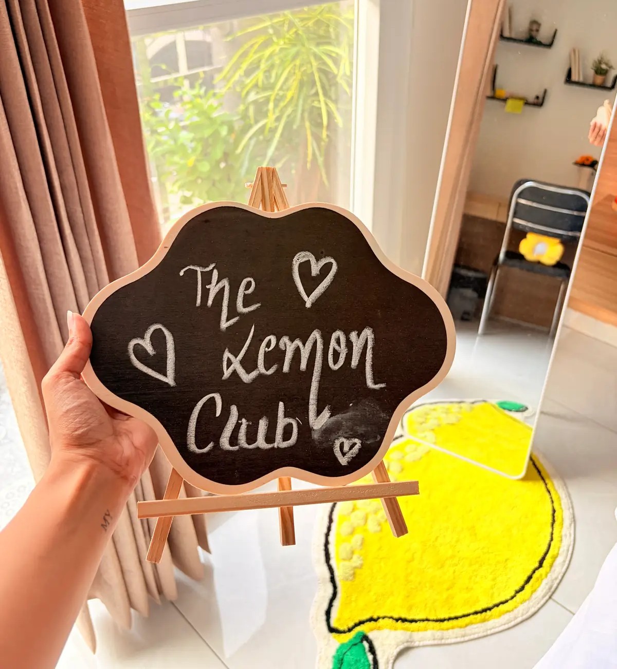 The Lemon Club, a boutique place to stay in Sector 43 Gurgaon near Golf Course Road